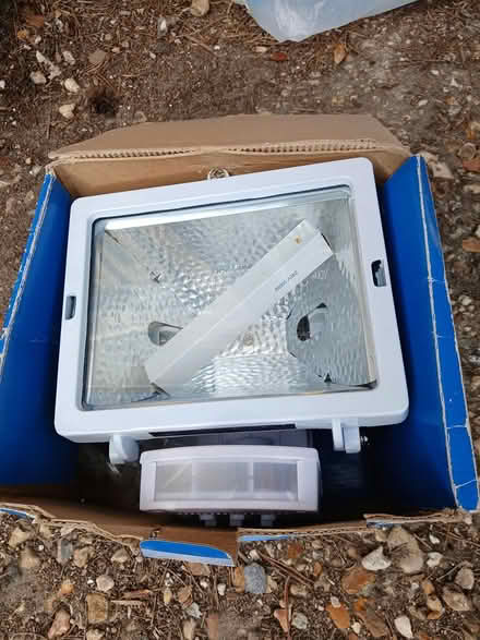 Photo of free Outdoor security light (Bournemouth/Poole BH12 1HQ) #1