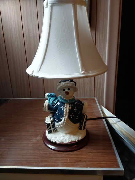 Photo of free Snowman table lamp (Bloor/West Mall) #1
