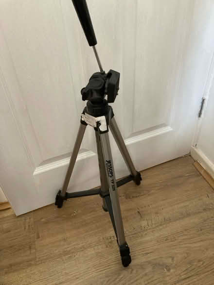 Photo of free Camera tripod (Loughborough LE11) #1