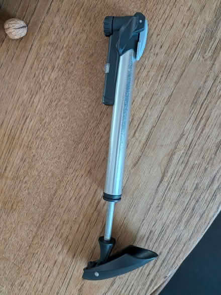 Photo of free Compact Aluminium Bicycle Hand Pump – Approx. 30 cm (Market Ward CB5) #1