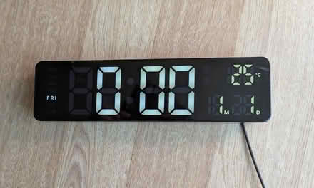 Photo of free USB alarm clock (Bromsgrove B61) #1
