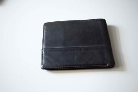 Photo of free Samsonite Black Leather Bi-Fold Wallet (Market Ward CB5) #3