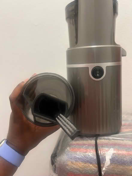 Photo of free ‘Aobosi’ grey Juicer machine (SE1 Kent Road) #2
