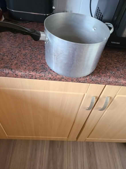 Photo of free Space pans (Eltham SE9) #2