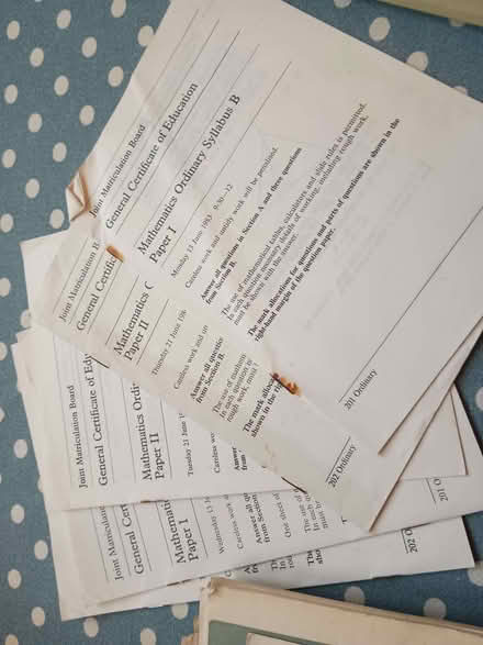 Photo of free GCE Maths papers 1971 to 1984, with answers! (Nooklands PR2) #1