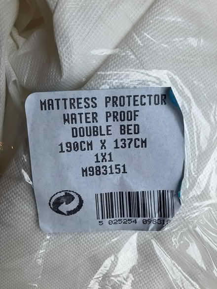 Photo of free Mattress Protector (Pinkneys Green SL6) #1
