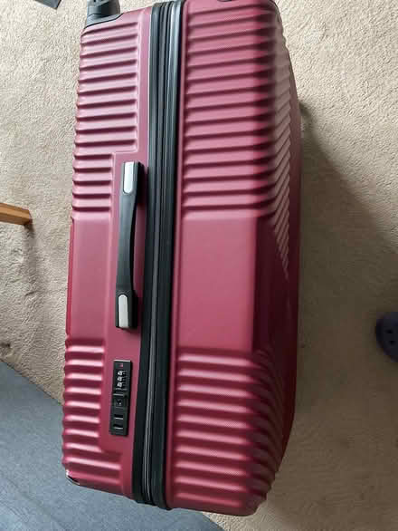 Photo of free Large suitcase (BD19 Cleckheaton) #4