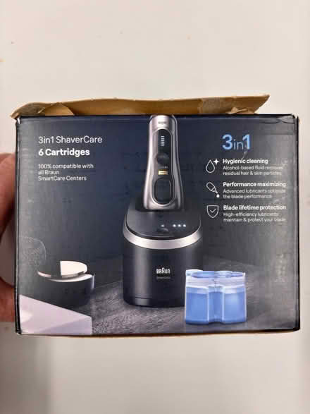 Photo of free Braun shaver clean&renew cartridges (Walton S42) #2