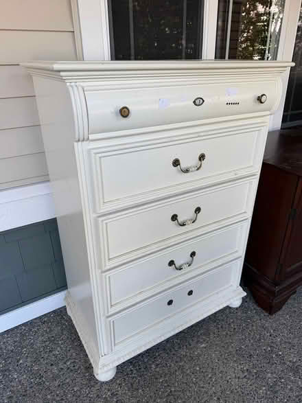 Photo of free ArmoireDesk, Dressers/Tbls, Console (Lake Stevens) #1