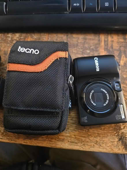 Photo of free old Canon digital camera (Loud Bridge PR3) #1