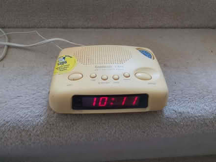Photo of free Clock radio (Saughall village CH1) #1