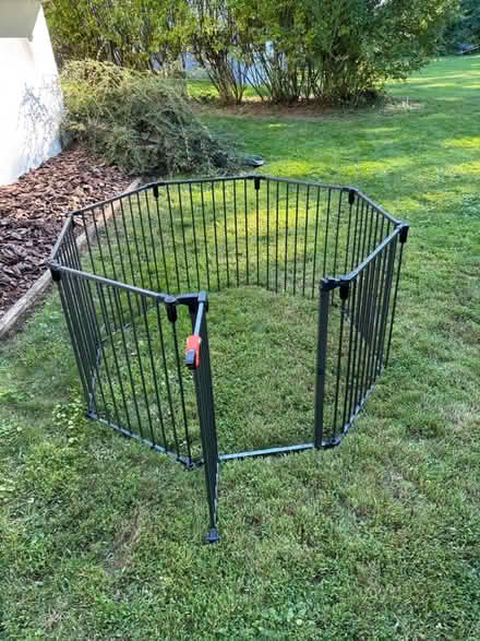 Photo of free Small ,outdoor pet playpen (Lake Katrine) #1