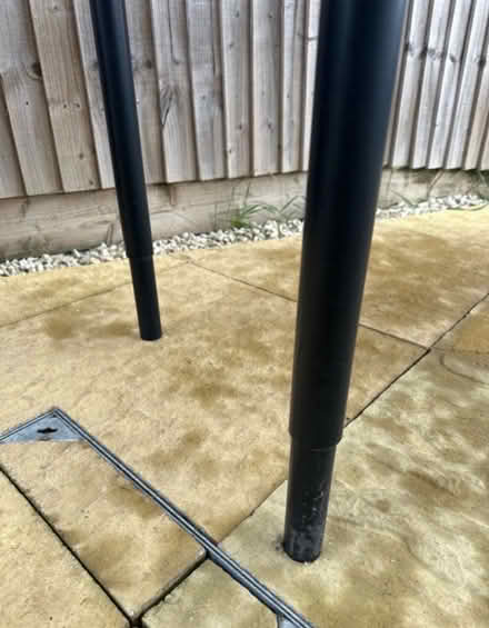 Photo of free ikea table (Wf82fy) #2