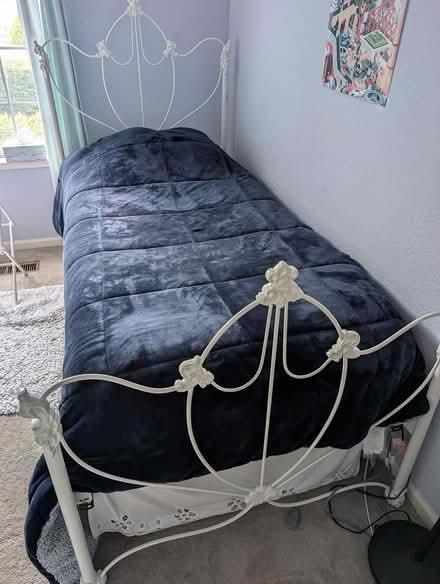 Photo of free Twin bed (Cupertino/Saratoga border) #1