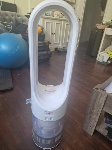Photo of free Bladeless fan (earls court W8) #3