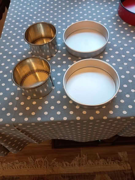 Photo of free Assorted loose bottom cake tins. (Nooklands PR2) #1