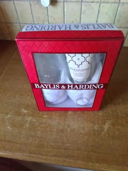 Photo of free A Baylis and Harding Foot care set (The Ronkswood WR5) #2