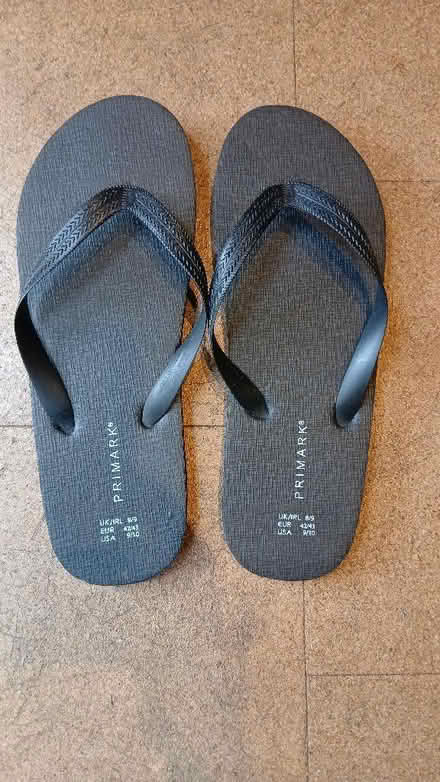 Photo of free Flip flops (Bilton HG1) #1