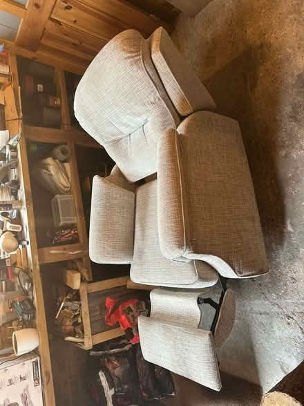 Photo of free Electric reclining chair (Liss GU33) #3