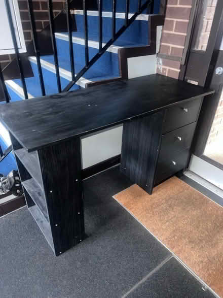 Photo of free Black desk (Chertion CT20) #1