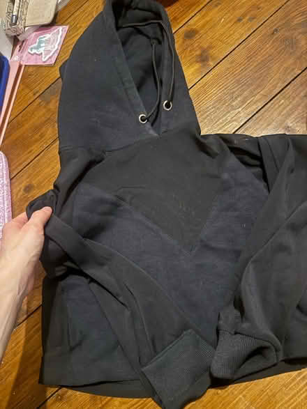 Photo of free Cropped mesh and jersey hoodie (SK3 Stockport) #1