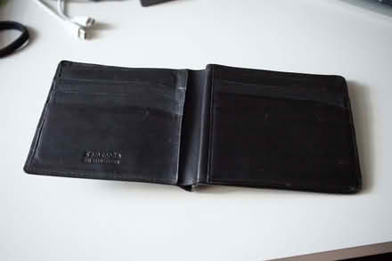 Photo of free Samsonite Black Leather Bi-Fold Wallet (Market Ward CB5) #2