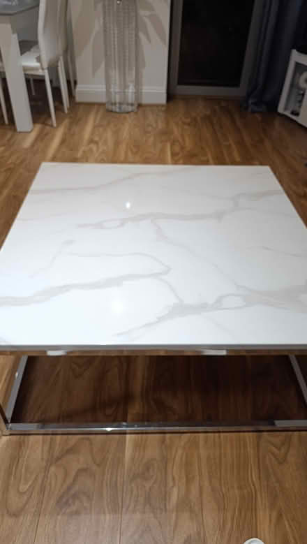 Photo of free coffee table (Nw41 by Nw41by) #4