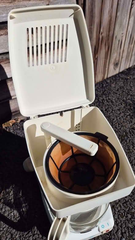 Photo of free Filter coffee machine (Tower Gardens Estate N17) #2