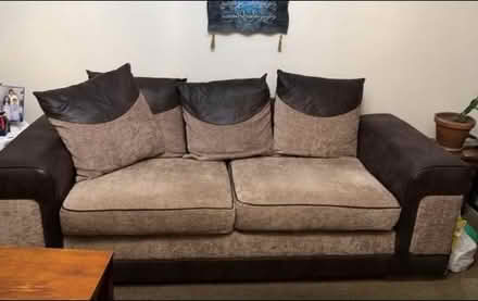 Photo of free 3 Seater sofa, Brown Leather (Lakeside, Cardiff CF23) #4