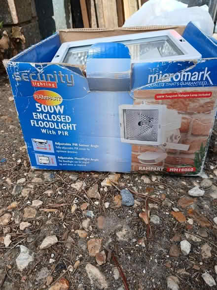Photo of free Outdoor security light (Bournemouth/Poole BH12 1HQ) #2