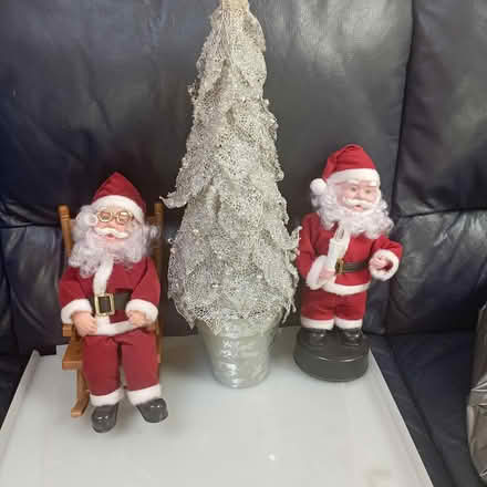 Photo of free Christmas decorations (Rathfarnham) #1