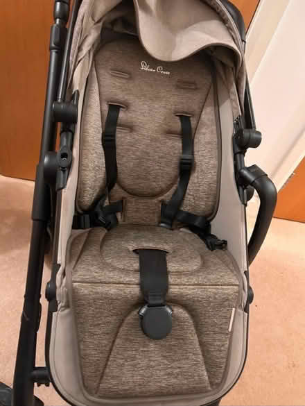 Photo of free Pram (DY4) #1