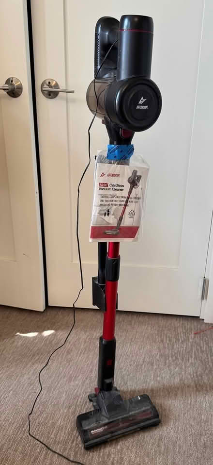 Photo of free Corless vacuum (21 Clark St at Hicks) #1