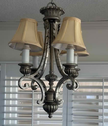Photo of free Working Ceiling Light Fixtures (San Marcos) #4