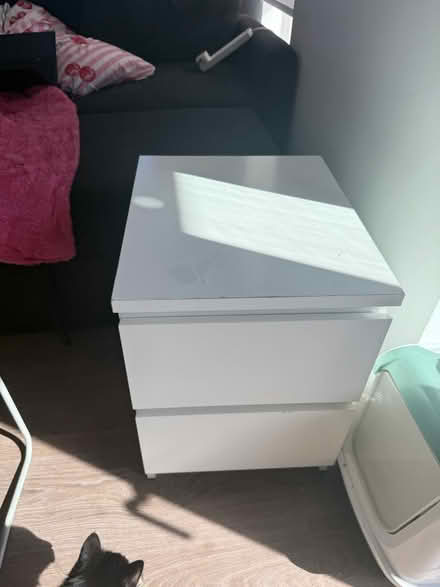 Photo of free White night stand (Feltham TW14) #1