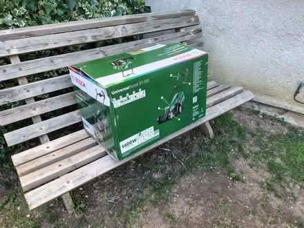 Photo of free Largish corrugated cardboard box (Hester's Way GL51) #1