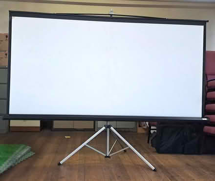 Photo of free Projector screen 2.5m wide (Scotforth LA1) #1