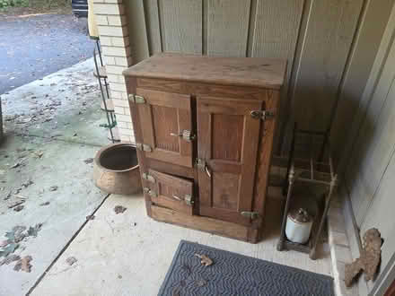 Photo of free Antique wooden ice chest (Potomac) #3