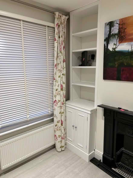 Photo of free Small cupboard with shelving (Twickenham TW2) #4