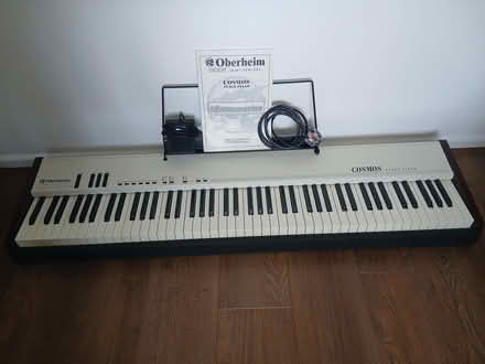 Photo of free Stage piano (The Plantation GL5) #1