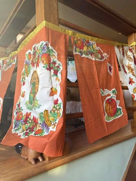 Photo of free Thanksgiving decoration (Fremont) #3