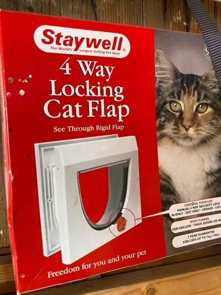 Photo of free Working 4 way cat flap (Waterlooville PO7) #1