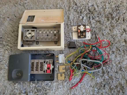 Photo of free Old Fuse Box and Wires (Beulah Hill SE19) #1