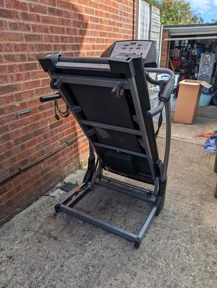 Photo of free Reebok TR1 treadmill (Loudwater HP13) #2