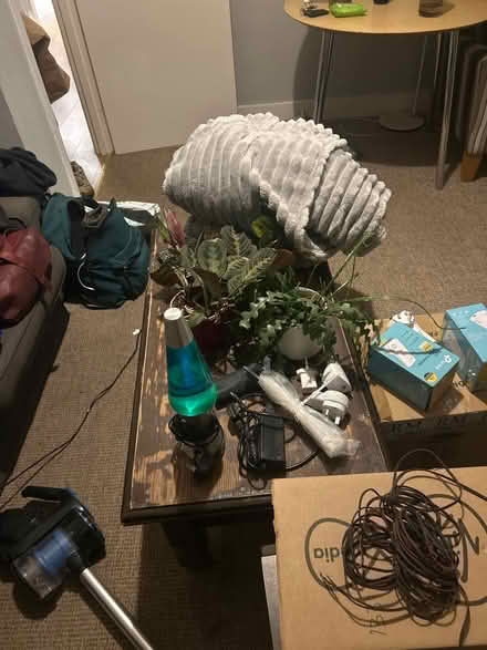 Photo of free 3x tables (Se5 7lw) #2