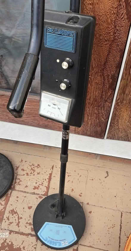 Photo of free Vintage 1980s metal detectors (B71) #4