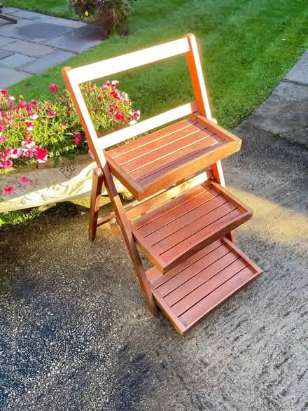 Photo of free Folding display tray/table (Baguley M33) #1