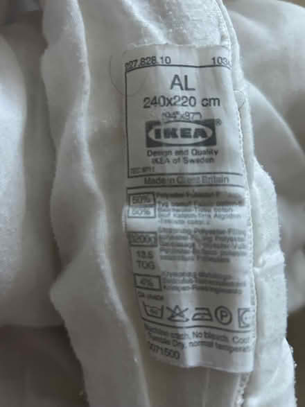 Photo of free IKEA polyester 13.5 tog double duvet (Tolworth KT6) #2
