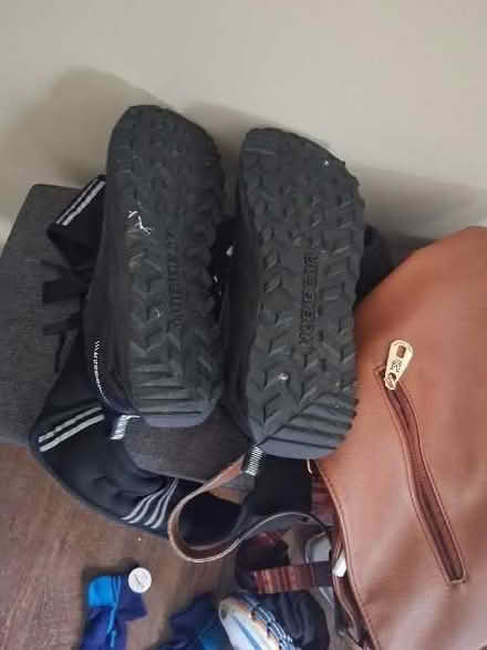 Photo of free gently used ladies black sneakers (North Brentwood) #1