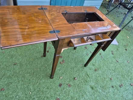 Photo of free Vintage sewing machine table (N17 the roundway) #3